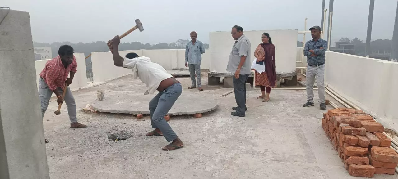 Warangal: BRS Leaders’ Shops on Party Land Demolished