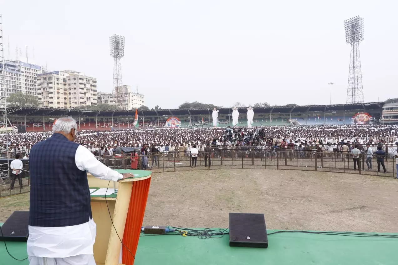 Hyderabad Meeting Boosts Congress Cadres Ahead of LS Polls