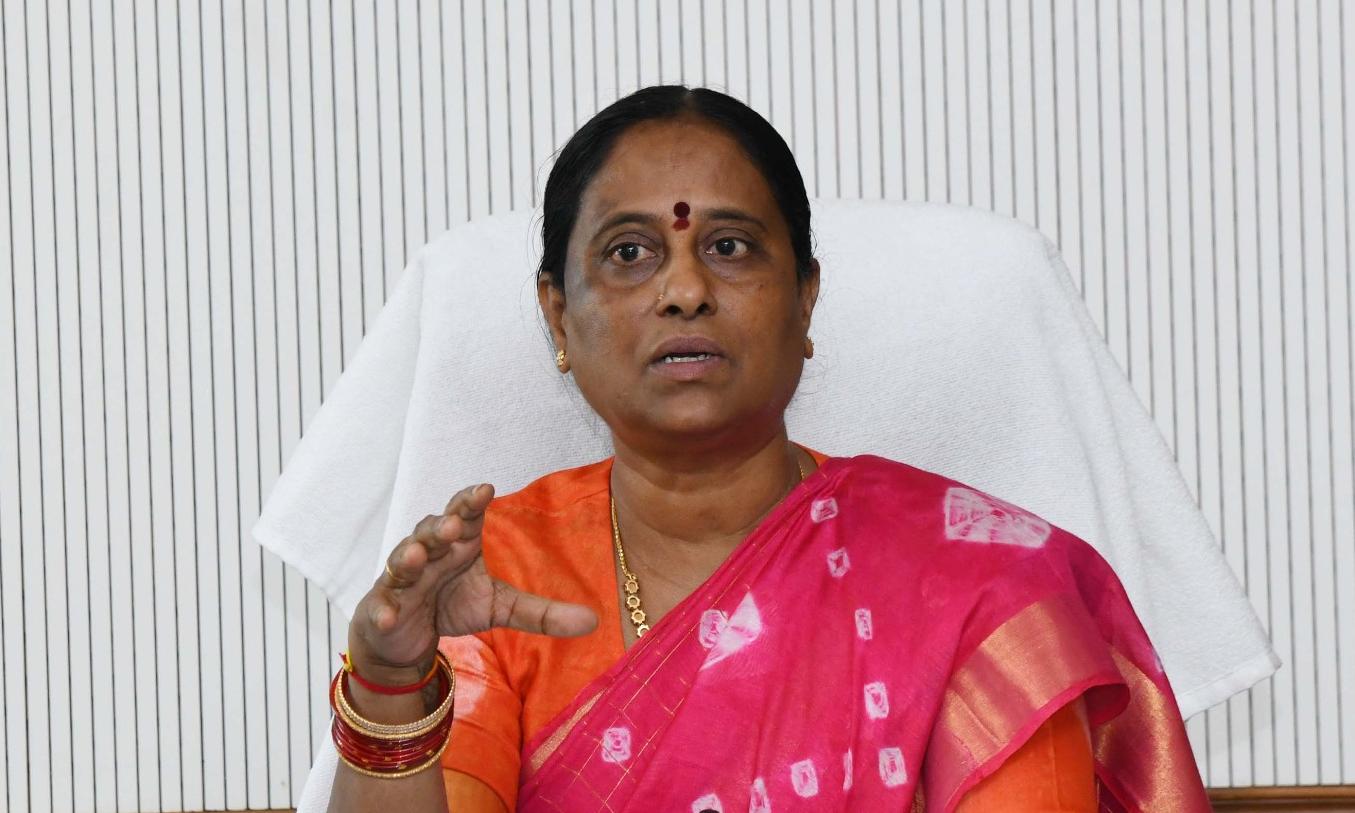 Minister Surekha calls to counter conspiracies against BC Caste Census