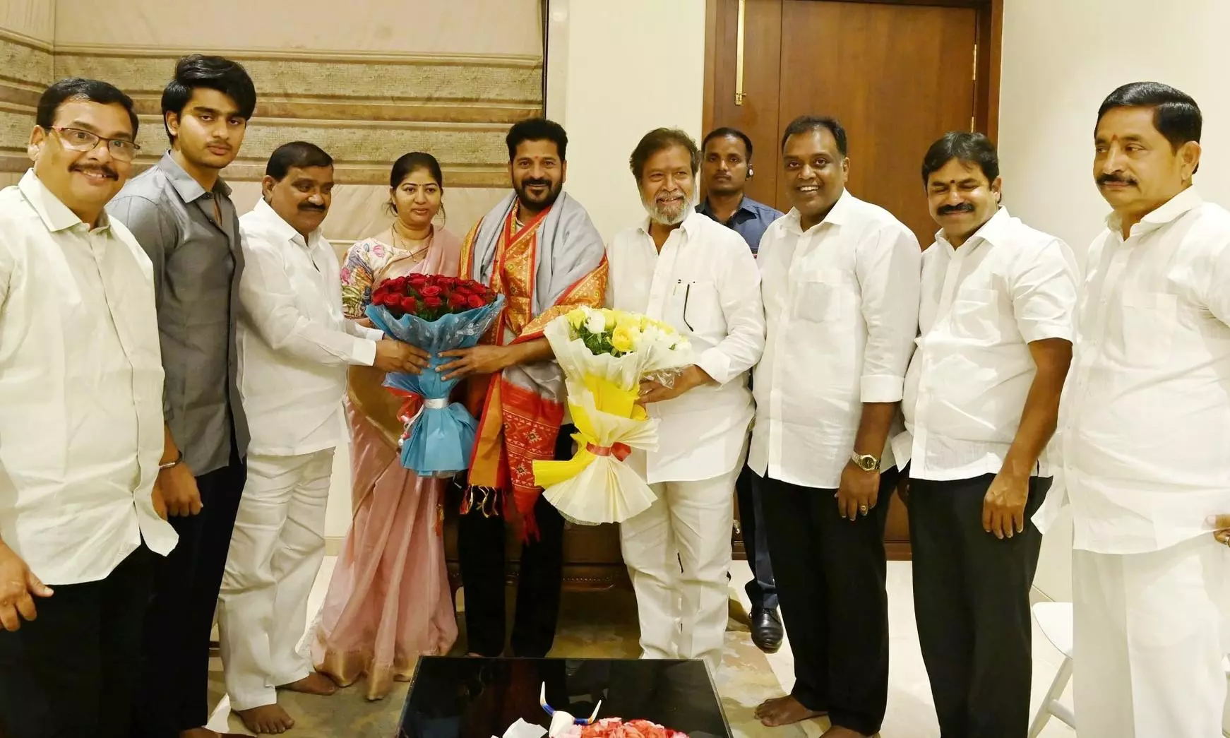 Patnam Mahender Reddy may quit BRS, seeks Cong LS ticket for his wife