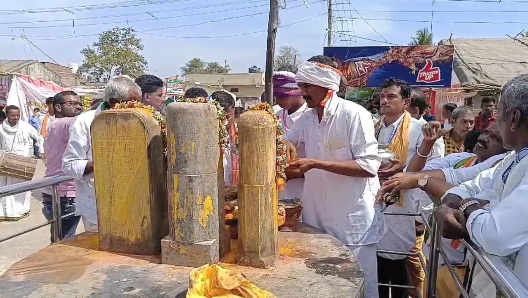 Mande Melige celebrated as prelude to Medaram Jatara