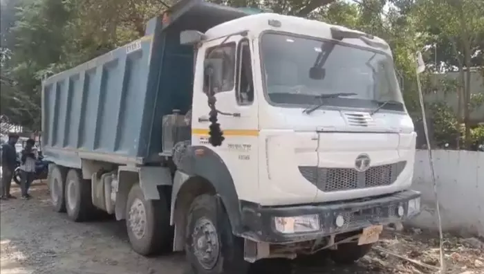 Tipper Lorry Linked to BRS Secunderabad Cantonment Legislator G. Lasya Nanditha Death Traced