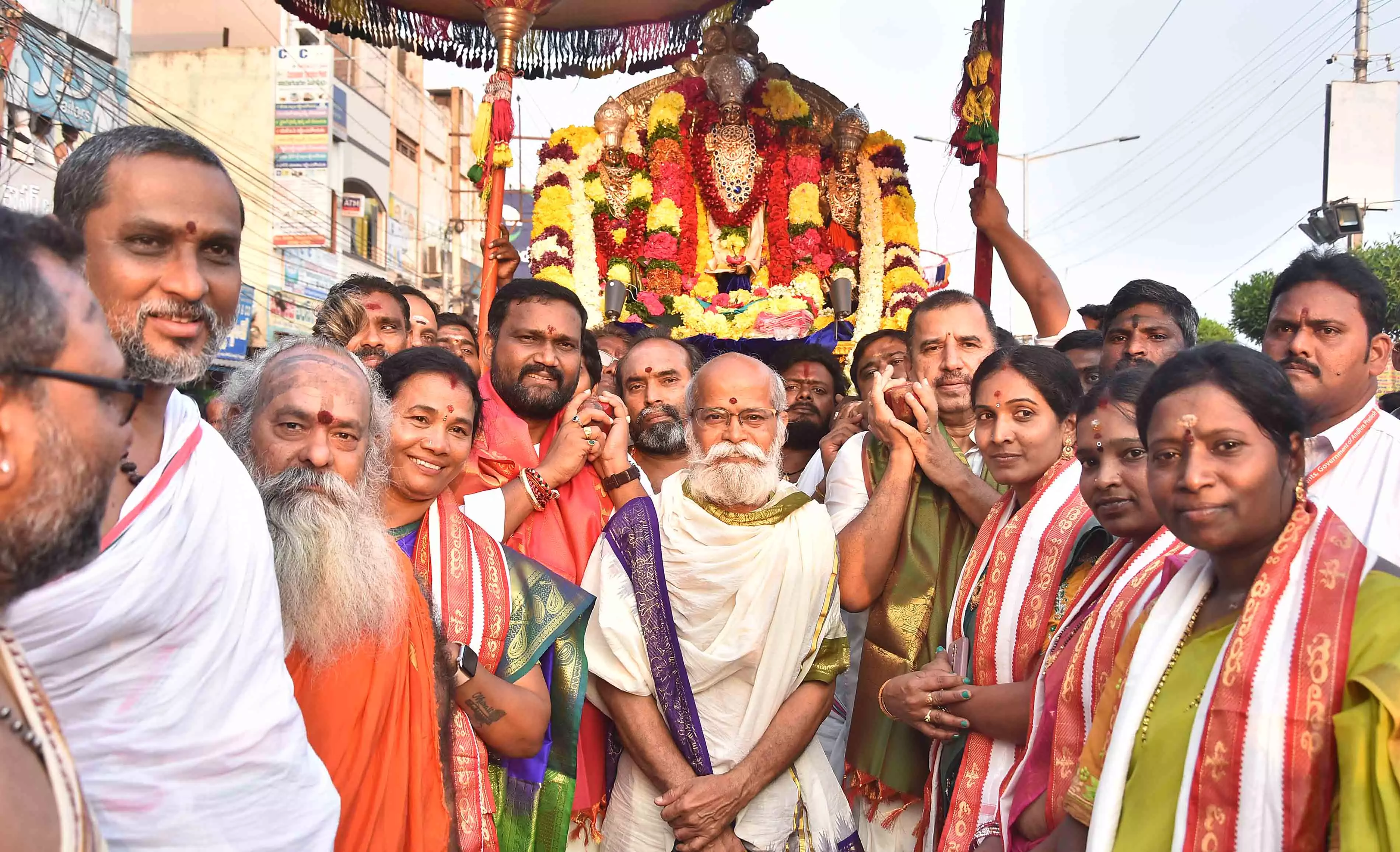 Rathotsavam held as Shivaratri fete concludes in Vijayawada