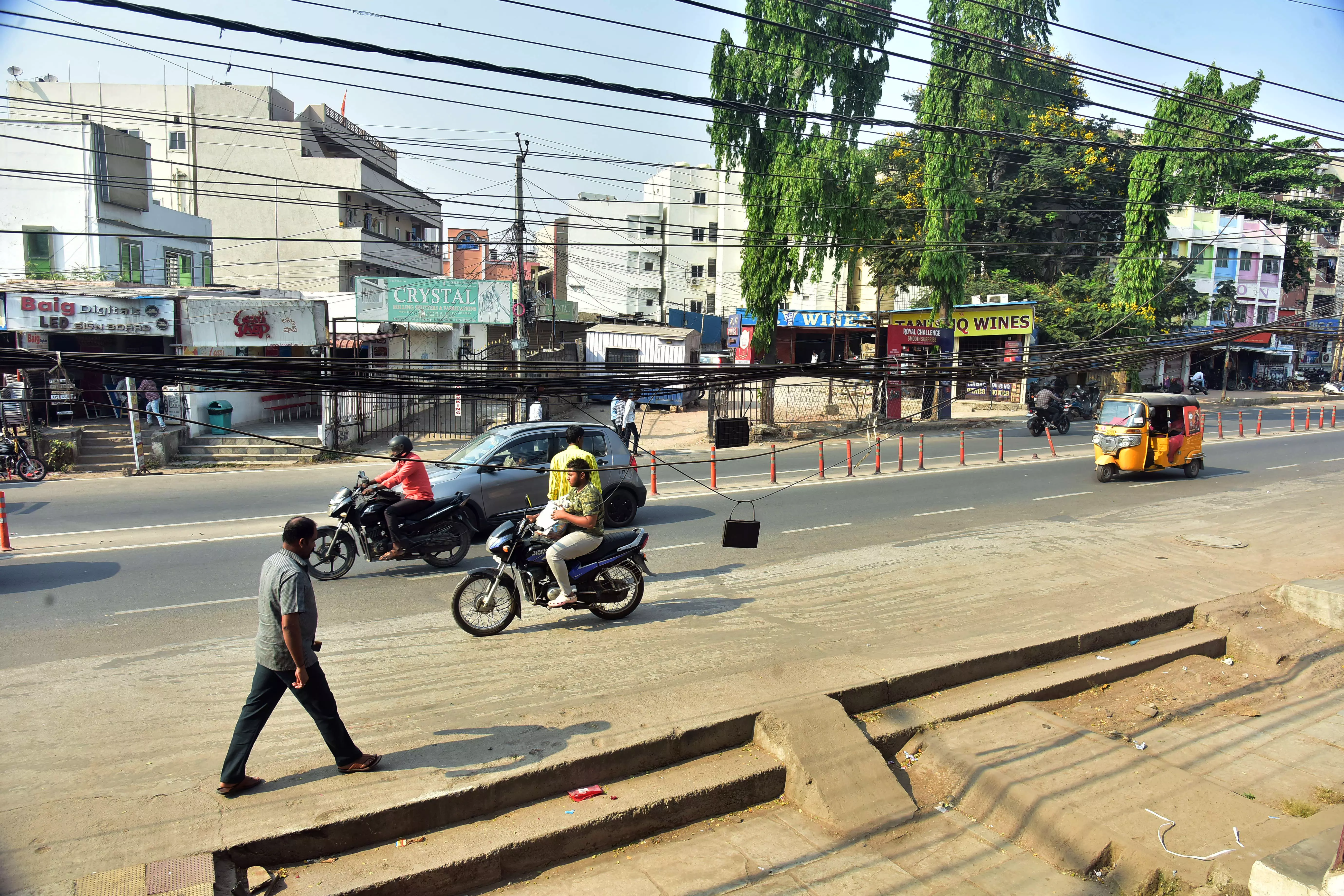 Hyderabad: Faulty Cable Wire Installations Spell Danger