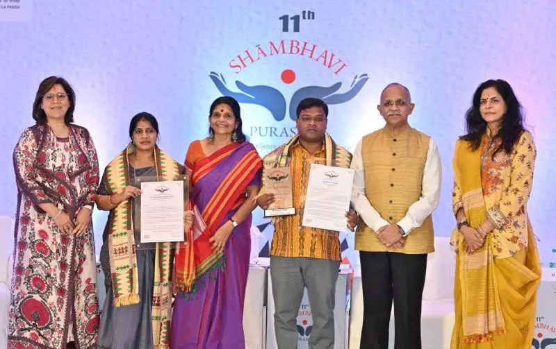 Odisha Youth Gets Shambhavi Puraskar For Facilitating Forest Rights to 112 Villages