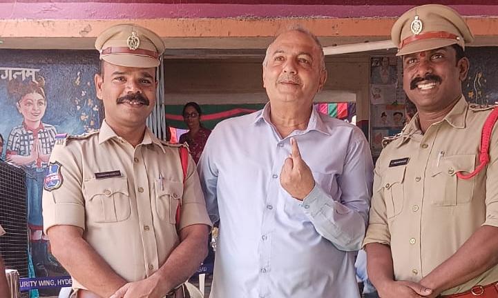 Hyderabad: Election Duty Employees Participate in Postal Voting