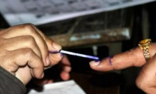 Karnataka Employees Get Paid Leave for Maharashtra Polls