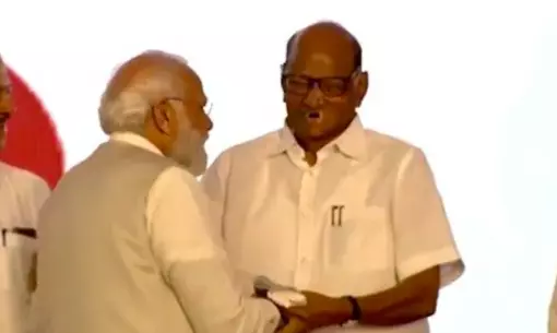 Modi offers Sharad Pawar entry in NDA