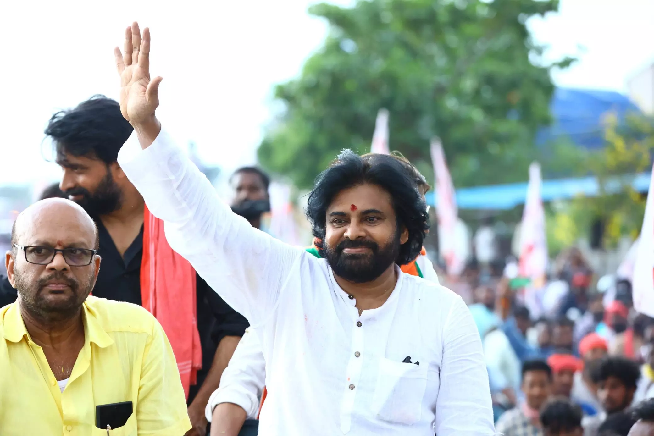 Pawan says MLA Dwarampudi has destroyed Kakinada