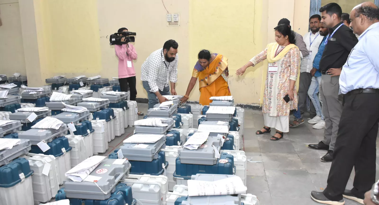 3-layer security at strong rooms for safety of EVMs