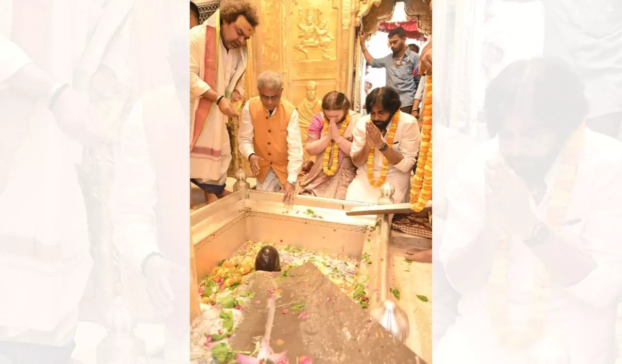 Pawan Kalyan and wife offer prayers in Kashi Vishwanath temple in Varanasi