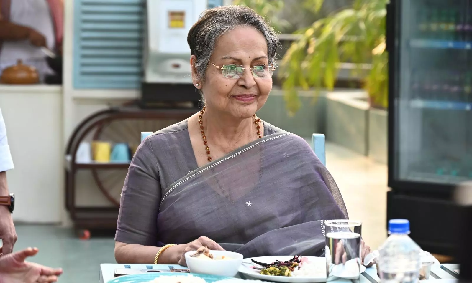 From Banaras to Kolkata: Rakhee Gulzar's dedication will leave you stunned!