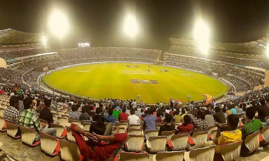 IPL organisers to refund rain hit- -matchs ticket money