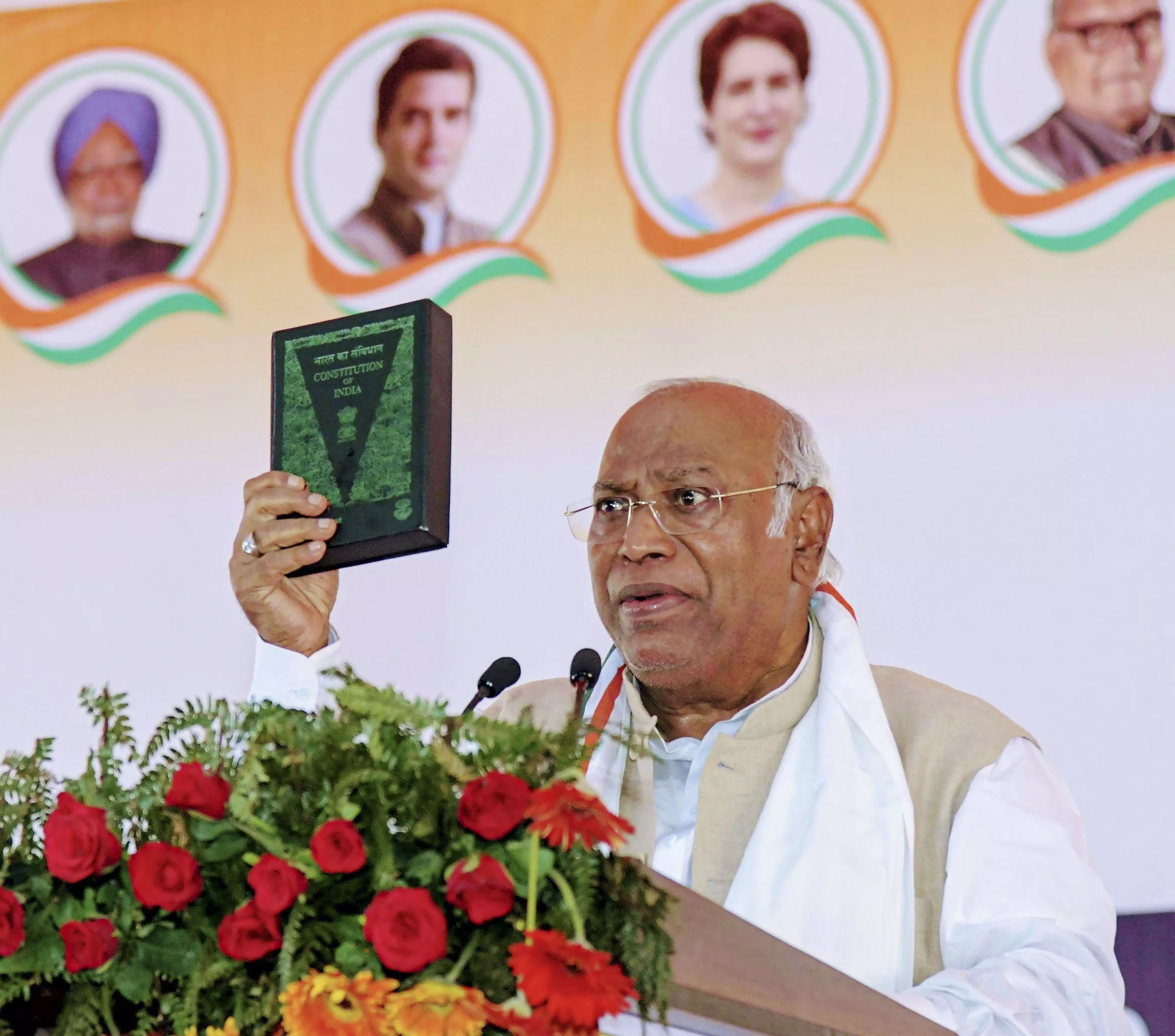 Congress Contesting on Fewer Seats to Keep Oppn Together: Kharge