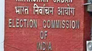 EC warns BJP, Congress against divisive speech