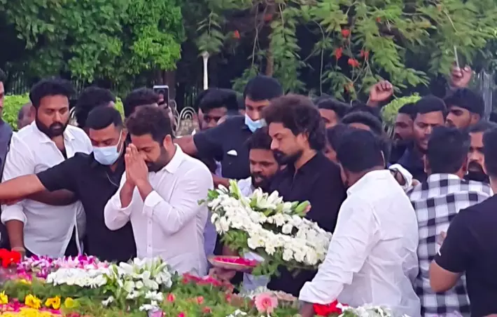 Fans raise Jr NTR CM slogans at NTR Ghat