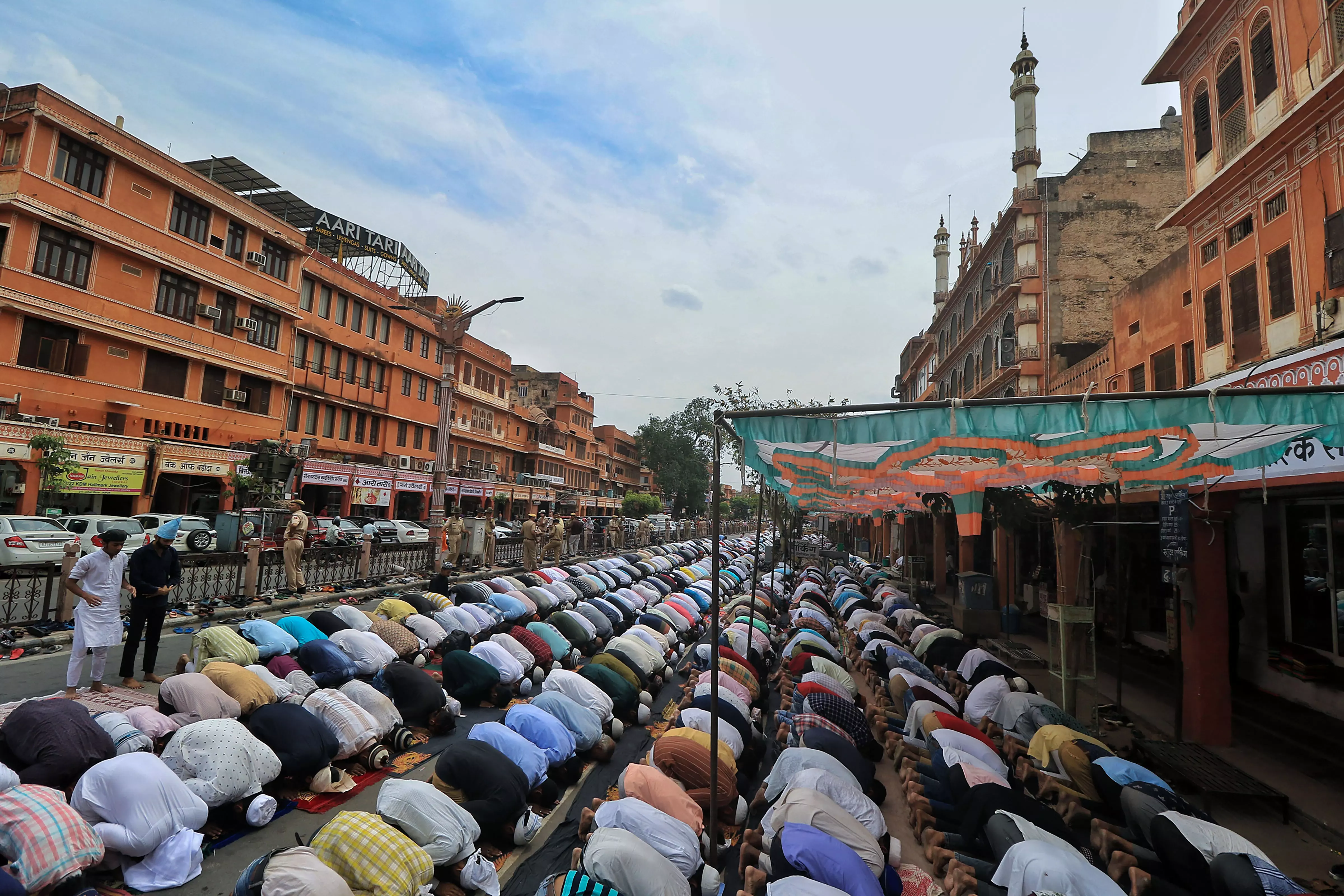 Controversy Erupts Over Street Namaz in Mangaluru