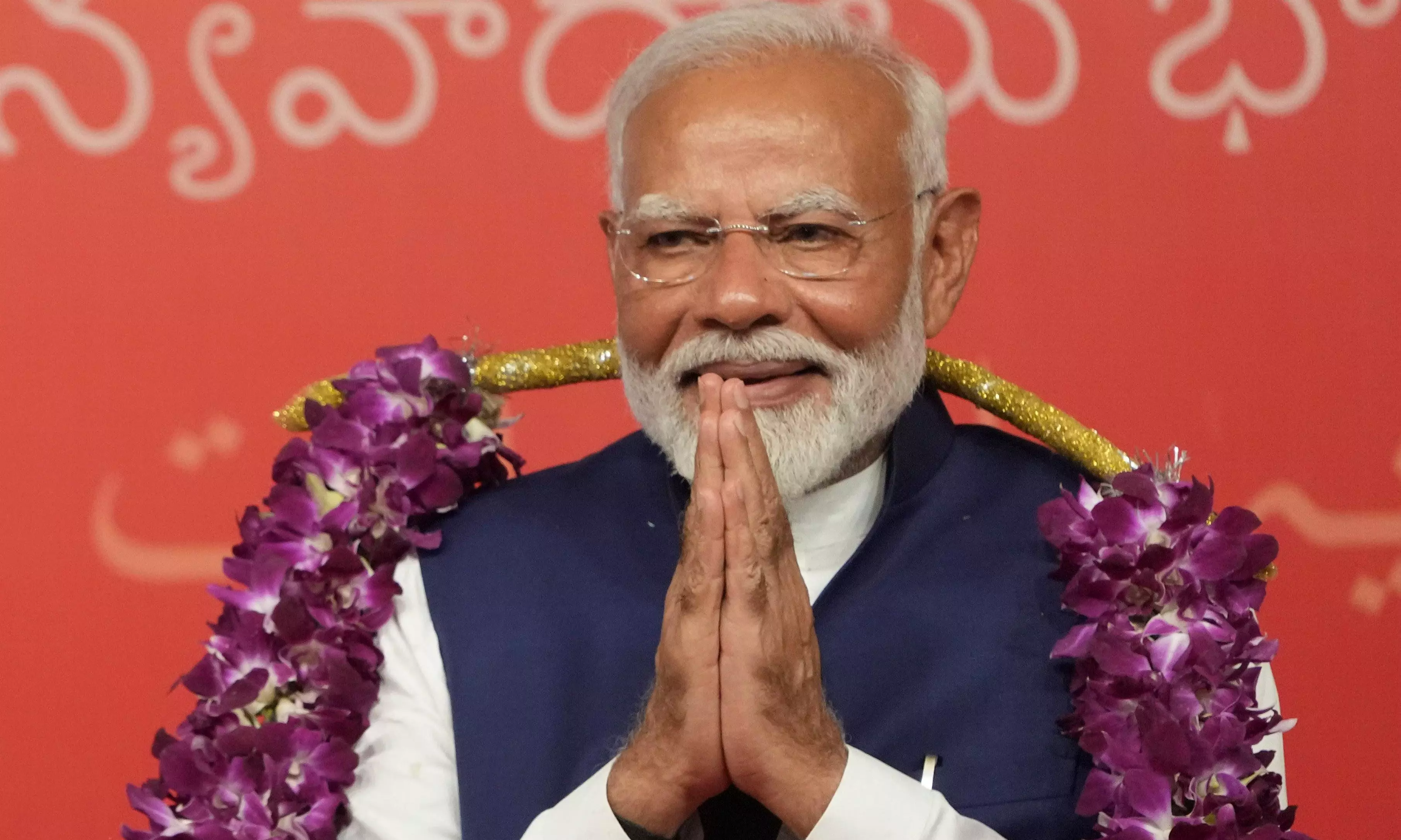 Modi Says He Bows to ‘Janata Janardan’