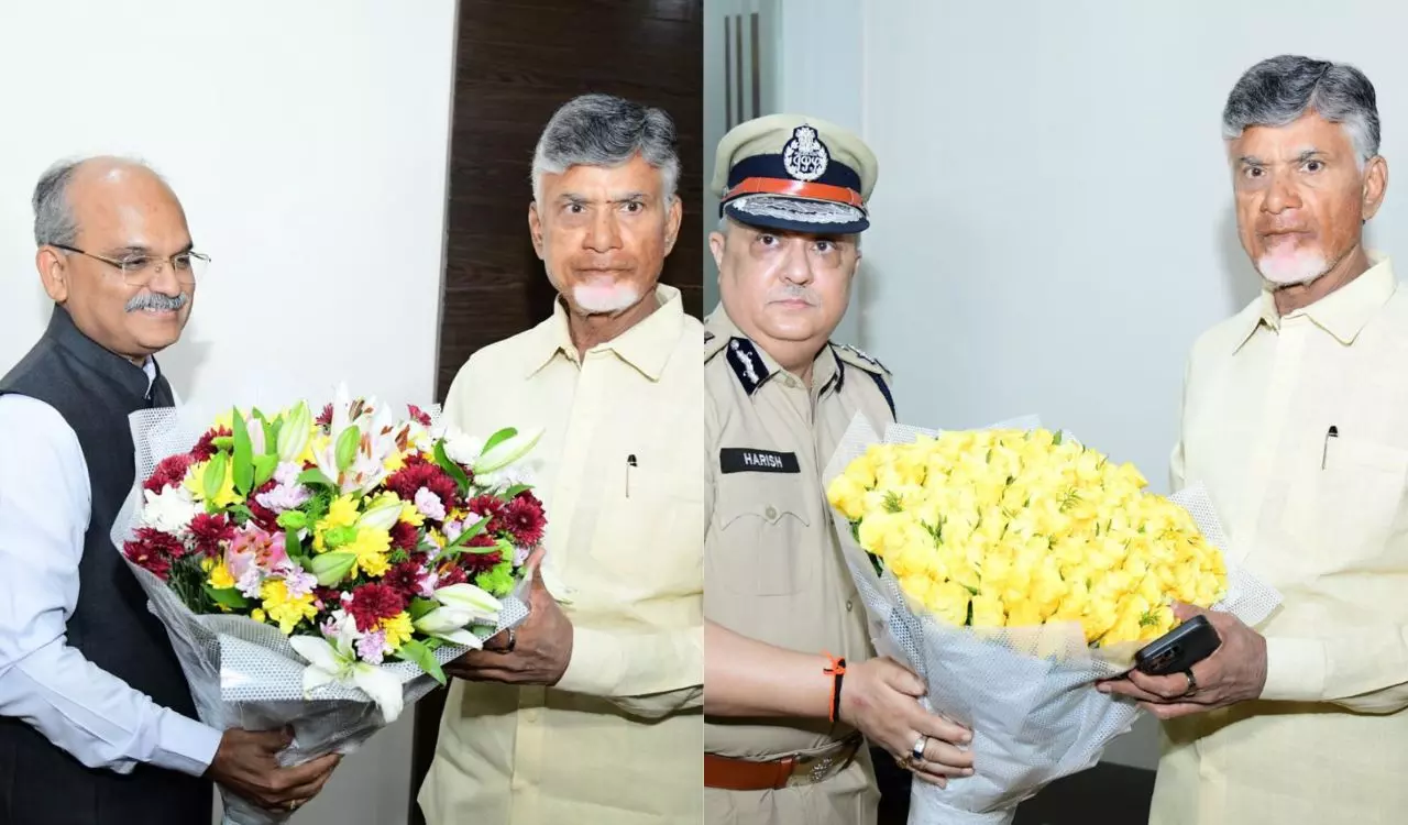 After TDP’s victory, CS and DGP meet Naidu at Undavalli in AP