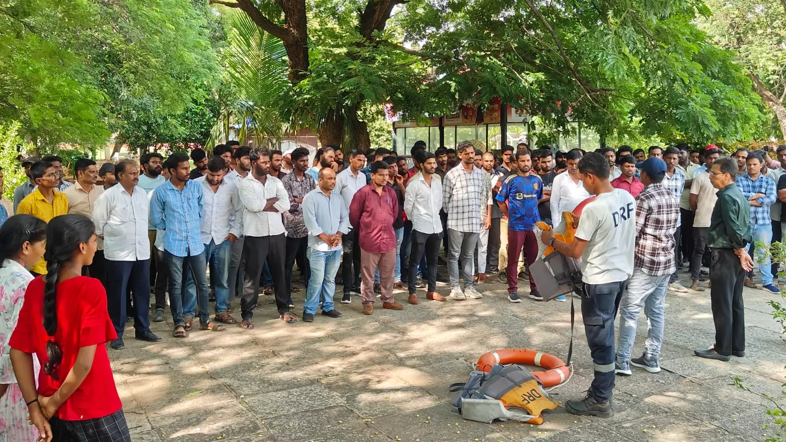 Free training in floods rescue measures