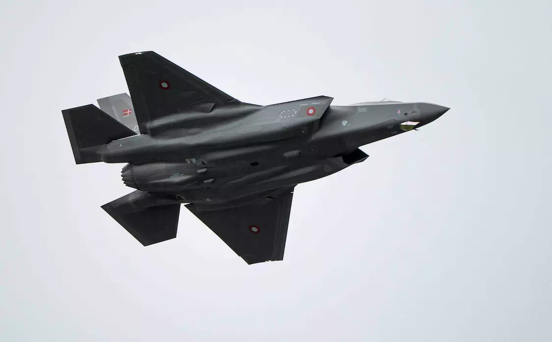 Flying on low fuel, Tejas fighter jet makes emergency landing at Surat airport