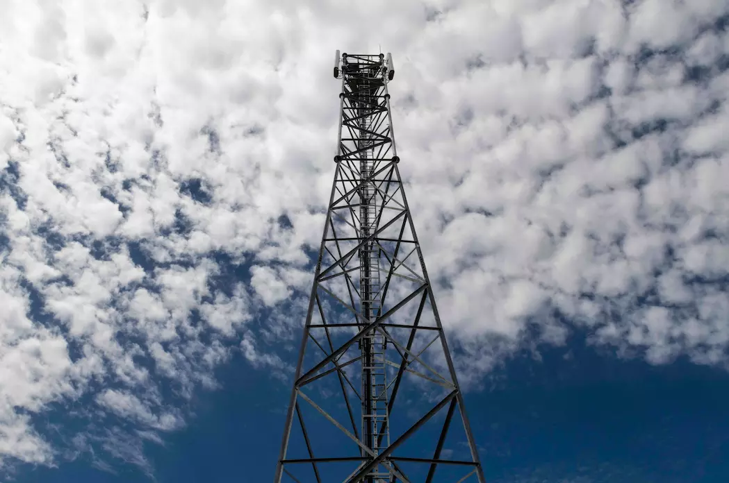 Telecom industry seeks 1200 MHz from 6GHz mid-band