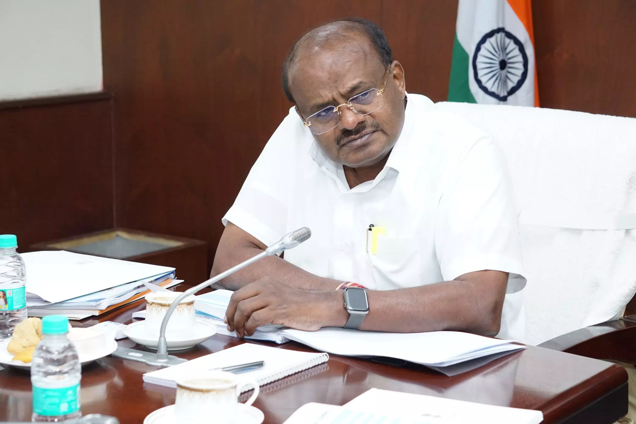 Former CM H.D. Kumaraswamy Discharged from Hospital After Nasal Bleed Incident