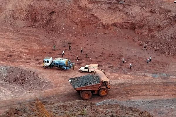 Centre asks Telangana govt to auction at least six mineral blocks by June 30