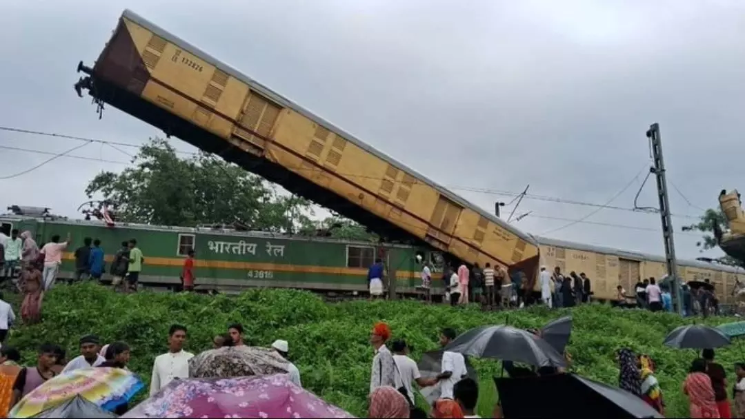 Train drivers draw Rahul Gandhis attention to serious safety issues in Railways