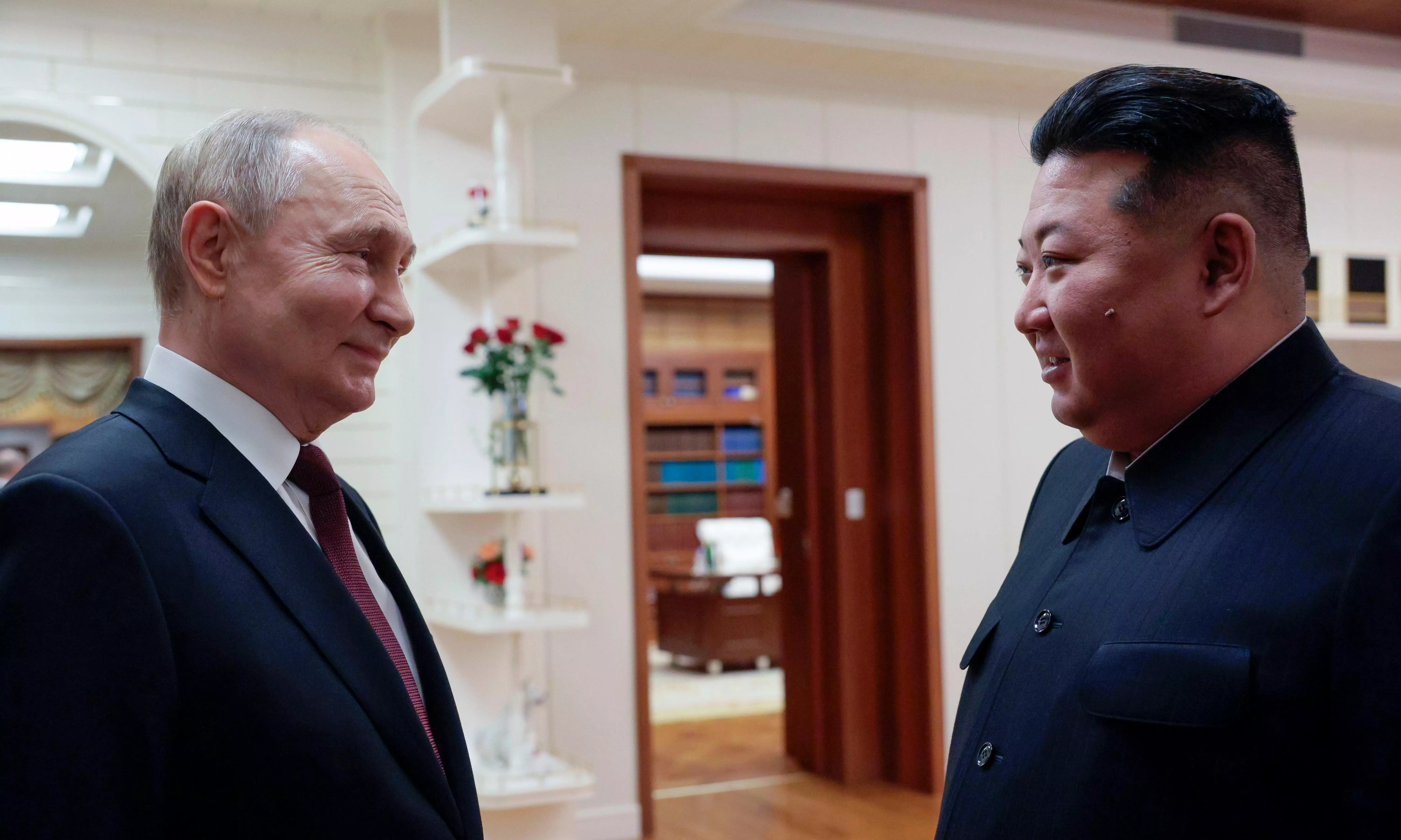 North Koreas Kim Jong Un meets Putin, vows full support for Russia in Ukraine