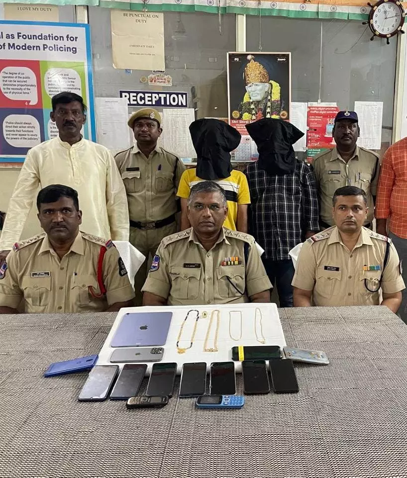 Two held in Hyderabad for committing thefts on trains