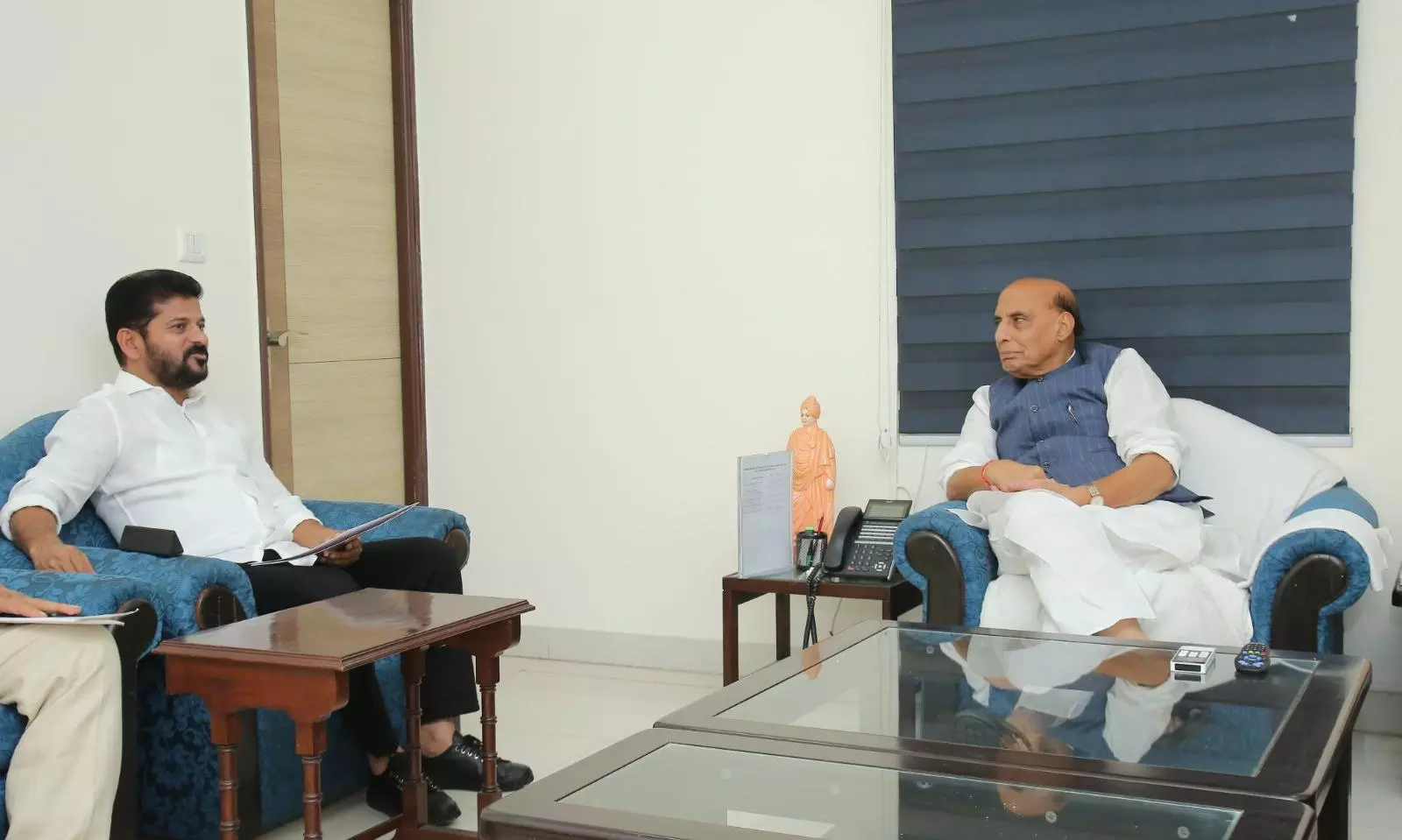 Revanth Meets Rajnath, Seeks Transfer of Defence Lands