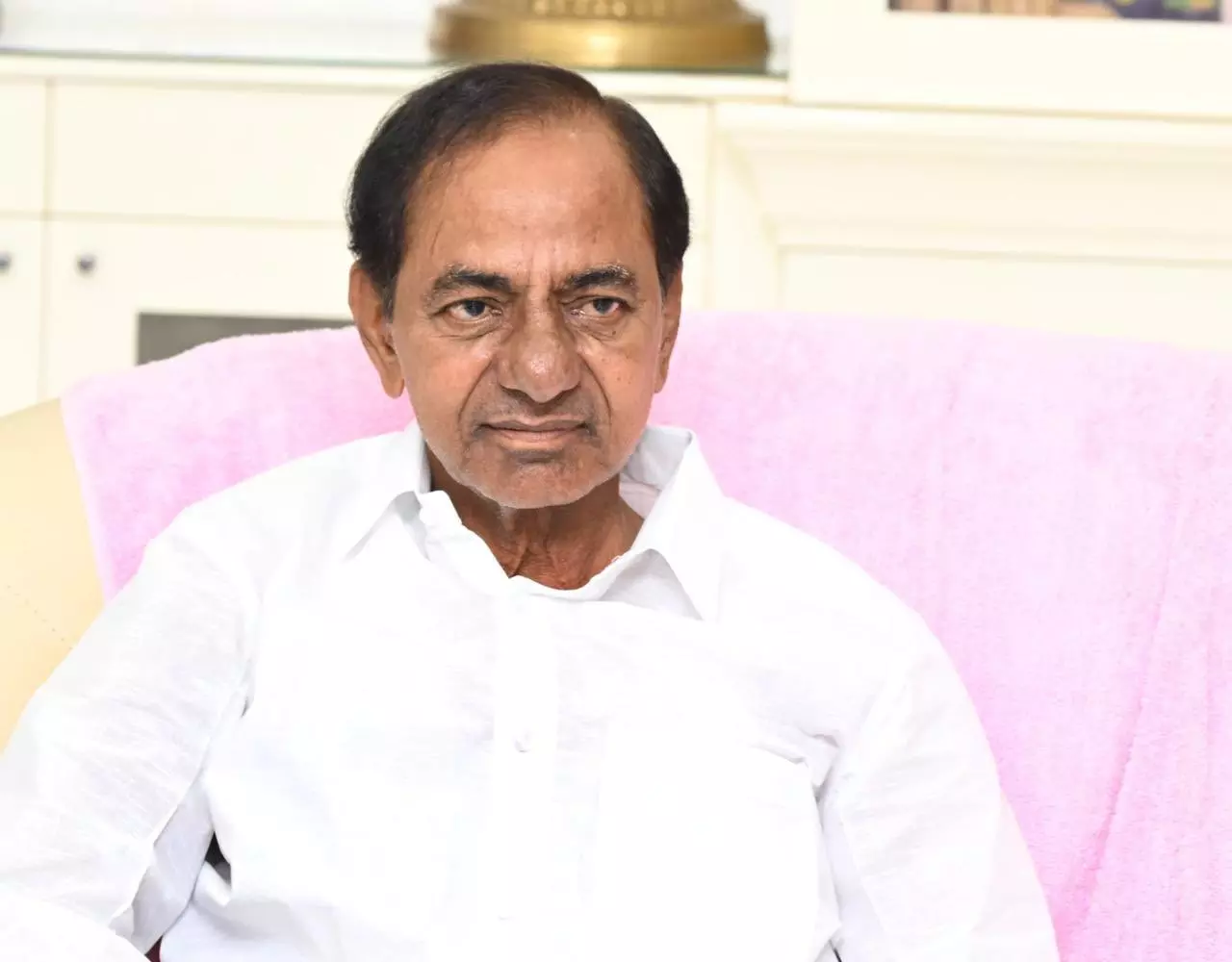 Master of Desertions KCR Struggling to Keep Flock Together As Karma Hits Back