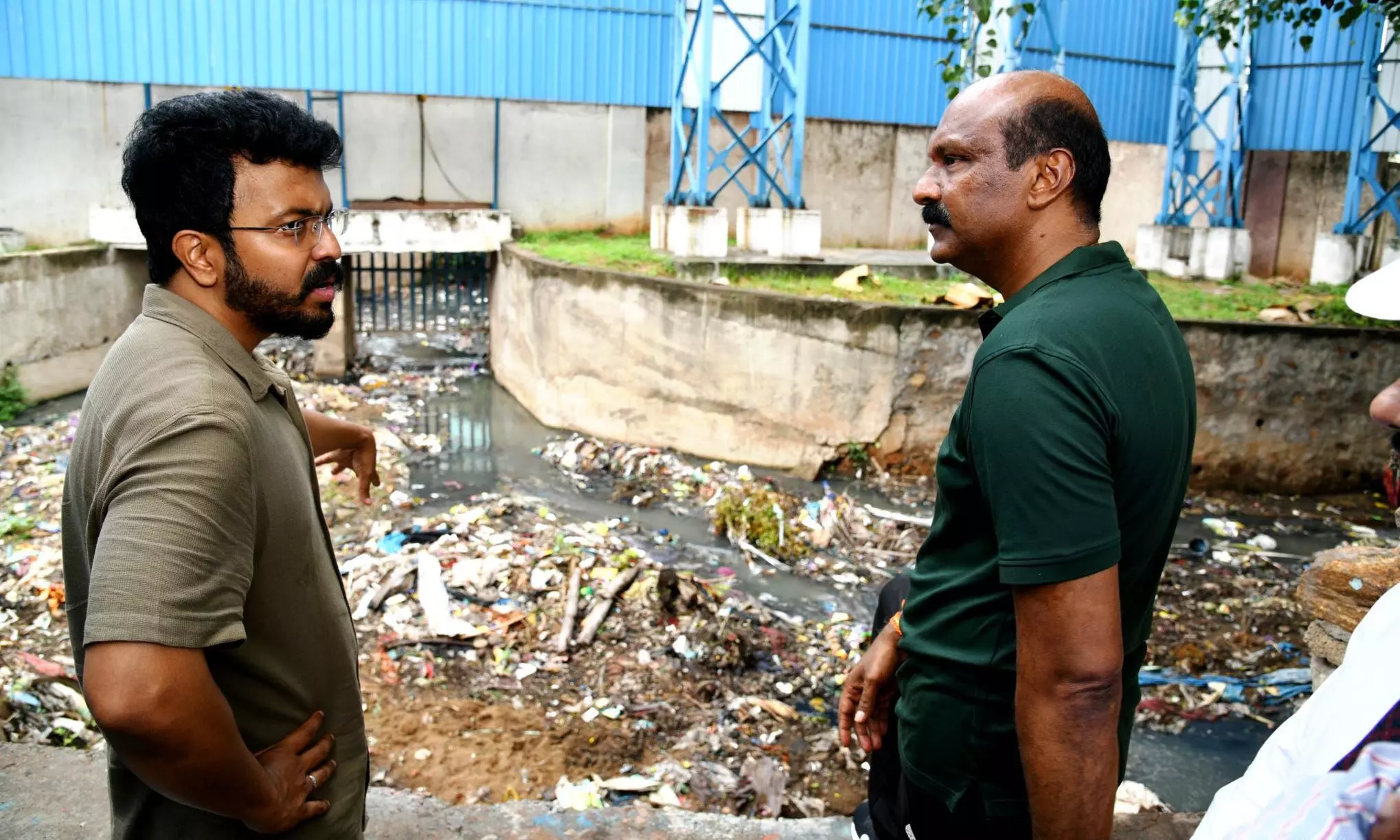 GVMC Removing Silt from Trenches, Canals