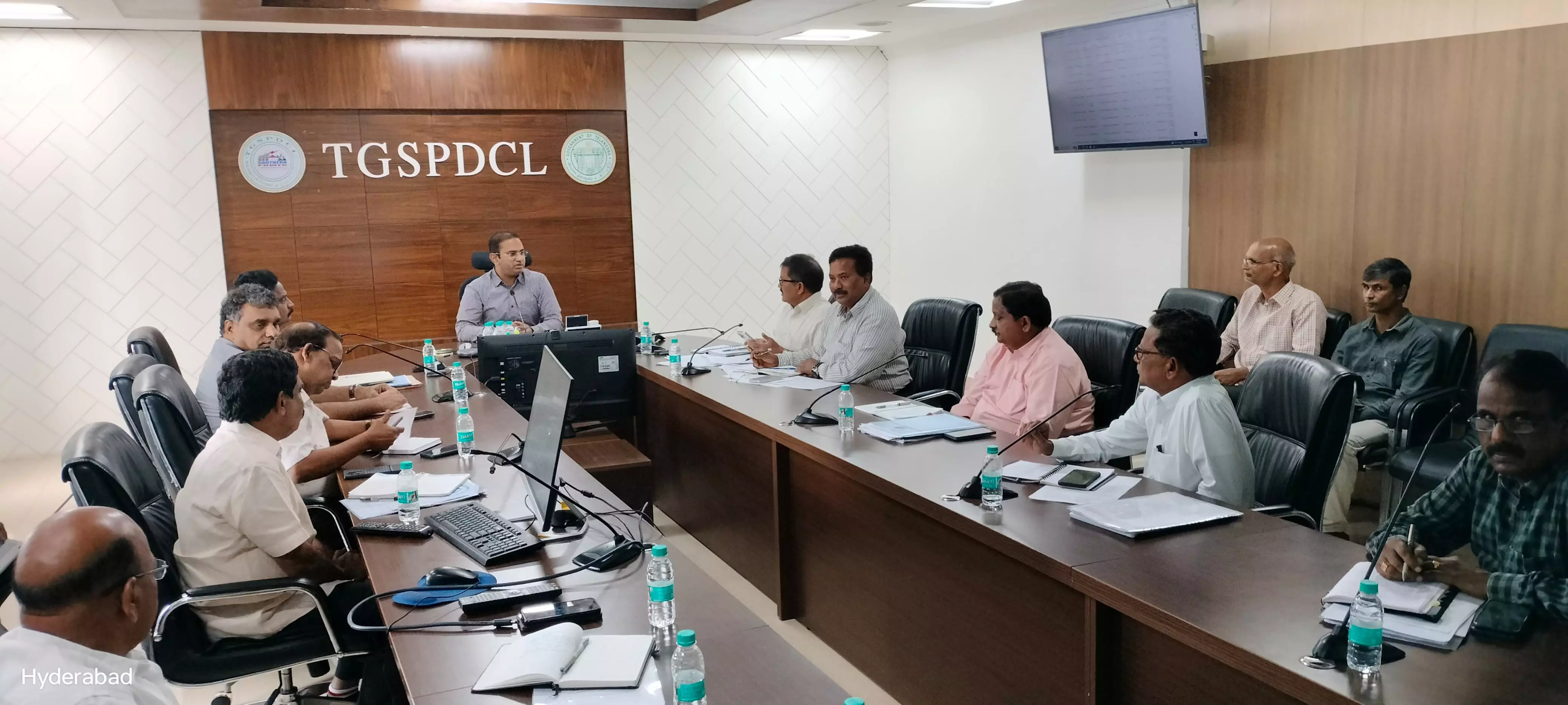 TGSPDCL CMD reviews preparedness for Bonalu festival