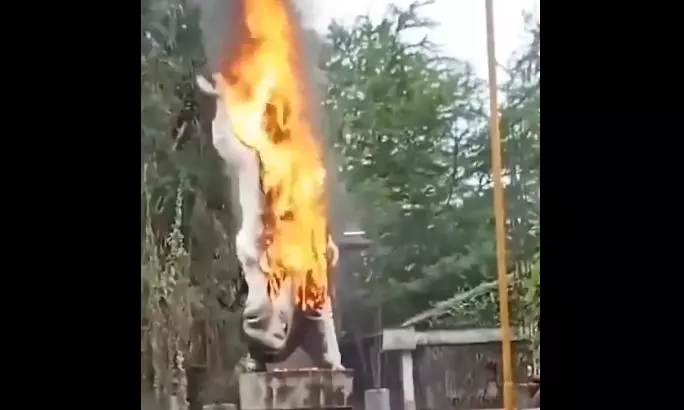YSR Statue, Campaign Vehicle Torched in Vemuru