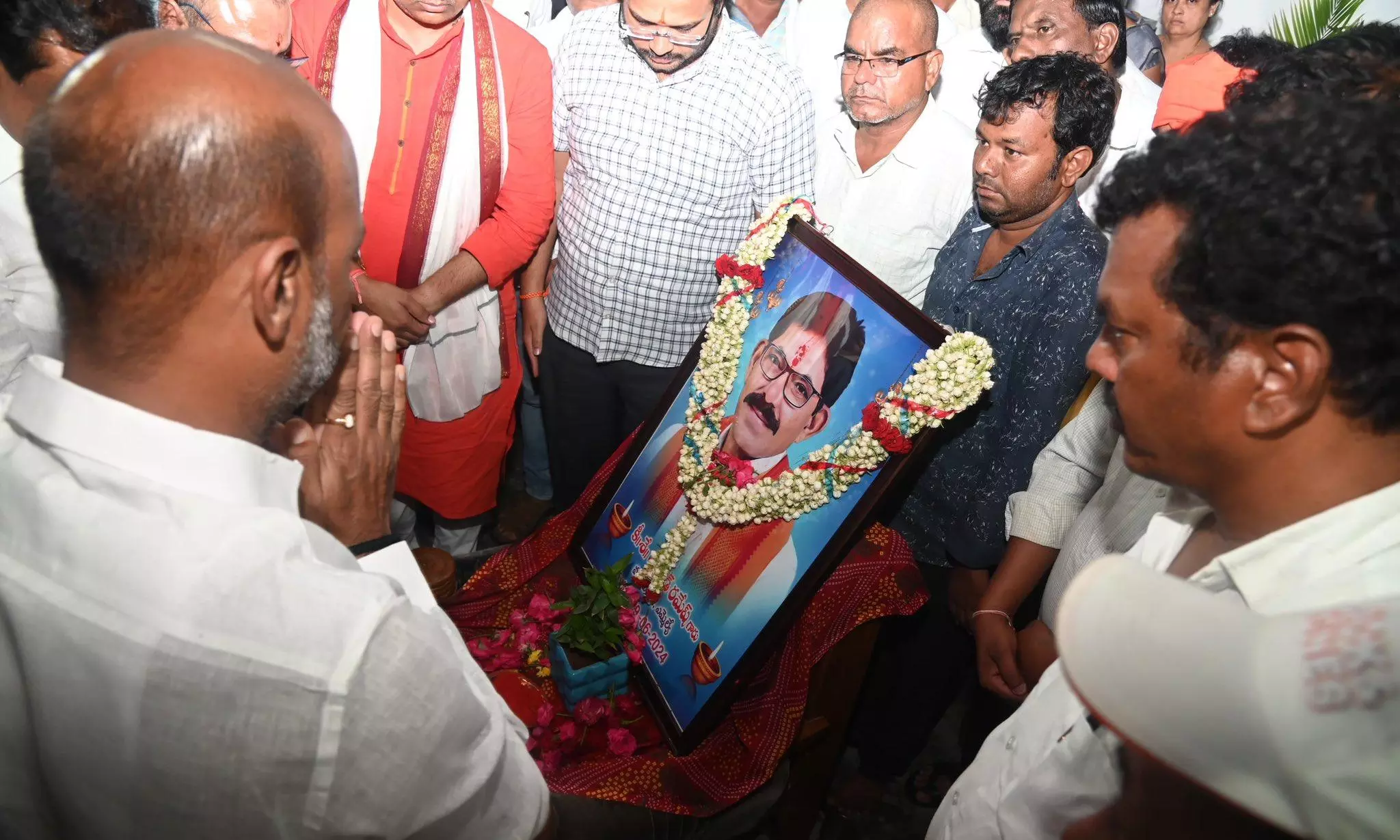 Last Rites of Ex-Adilabad MP Ramesh Rathod Performed