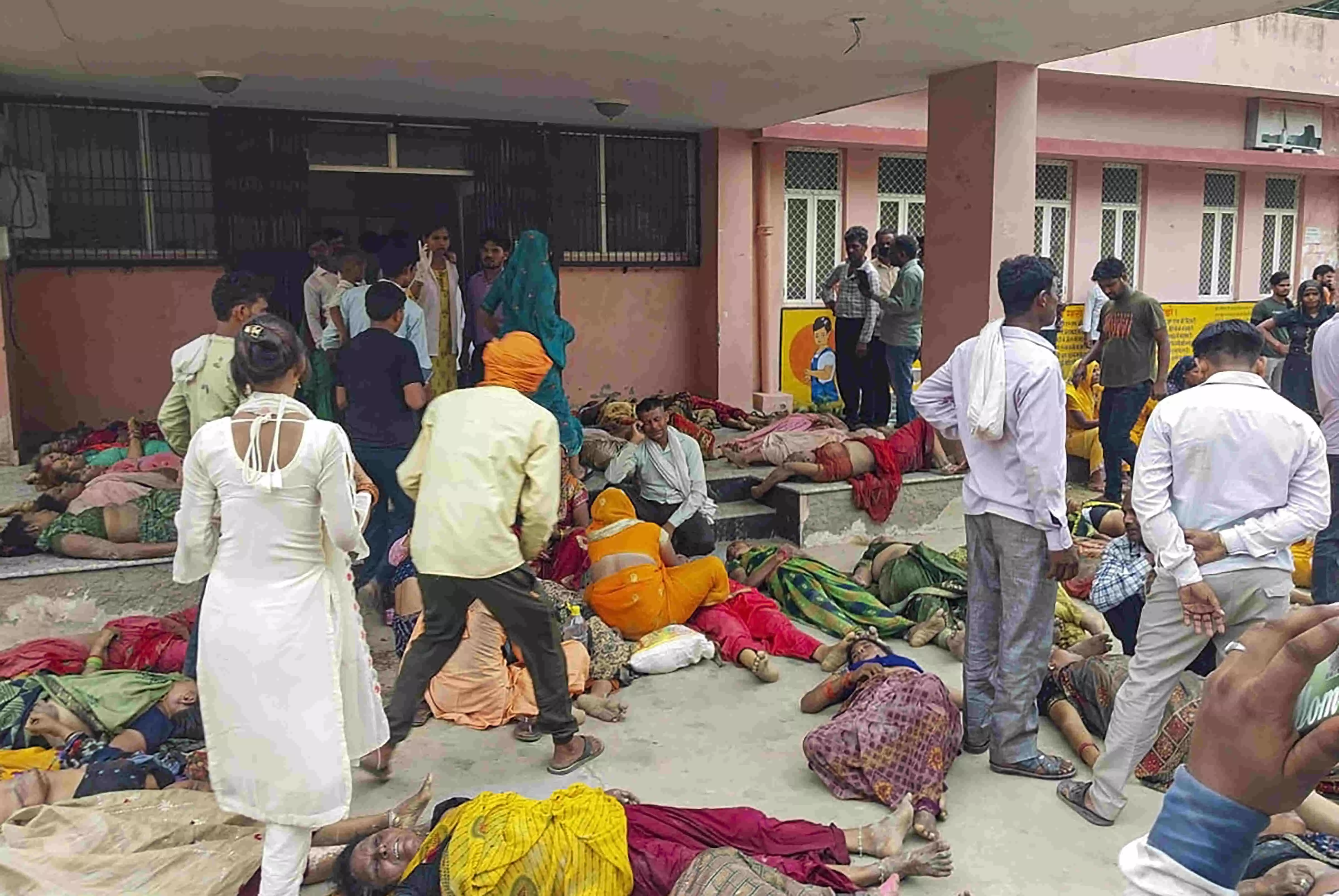 Hathras stampede: Outside hospital, bodies of victims lay on the floor, loud wails pierce the air