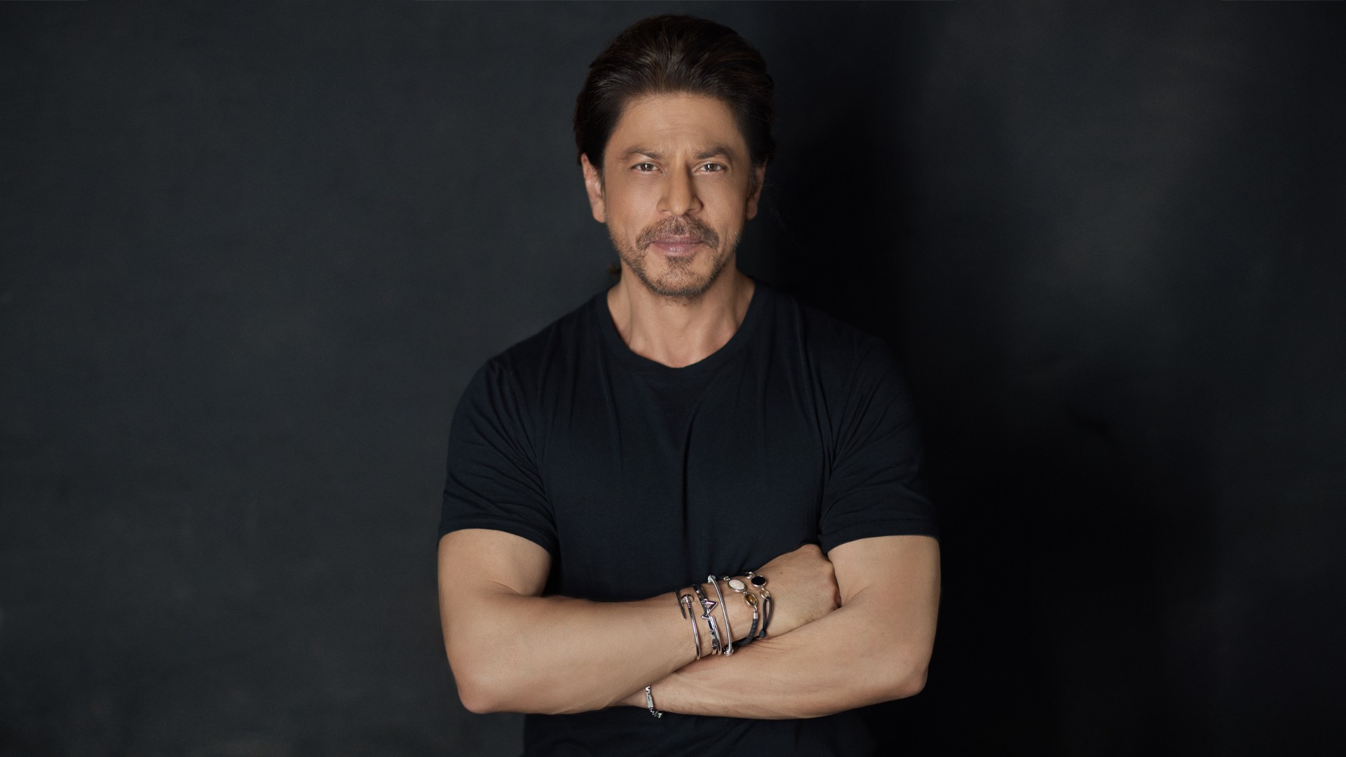 Death threat to Shah Rukh Khan: Police arrest lawyer from Raipur