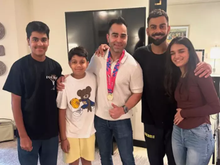 Virat Kohli celebrates T20 WC success with family after reaching Delhi