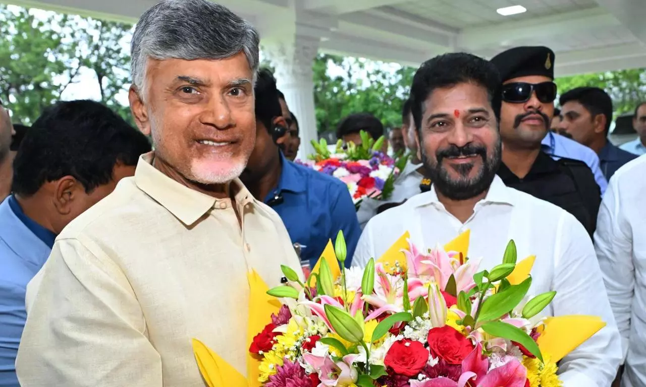 Hyderabad: Naidu Gets Rousing Reception from Revanth at Praja Bhavan