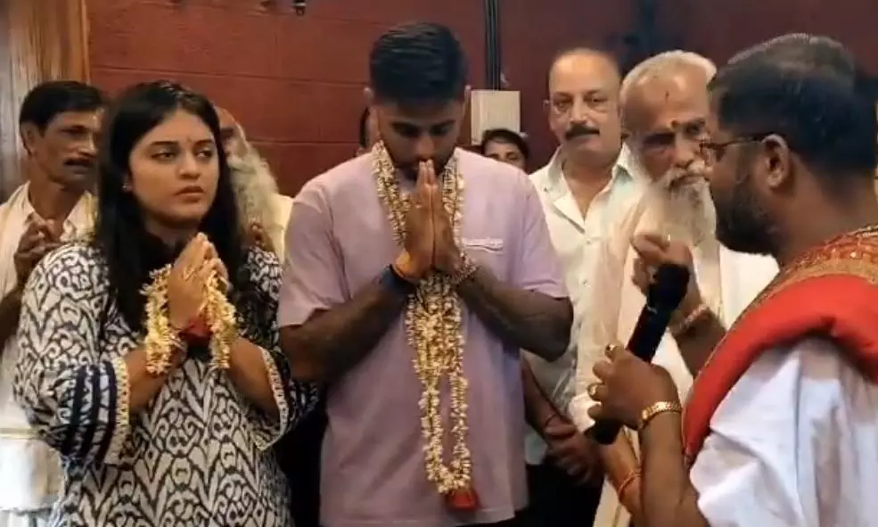 Team India batsman Suryakumar Yadav and wife visit Udupi temple