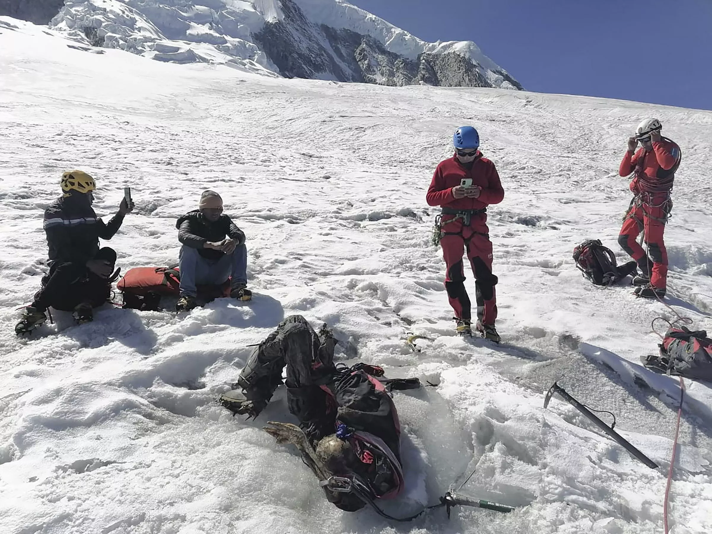 Body of American Climber Found 22 Years After Avalanche in Peru