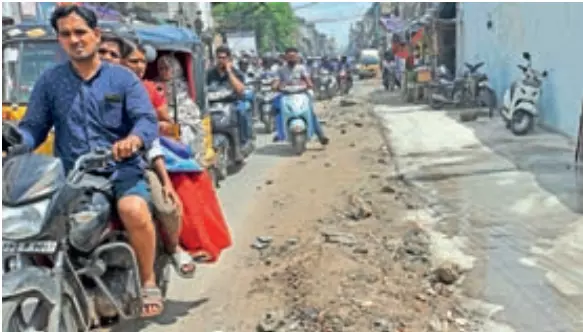 Community heads seek cleaner Ashoorkhana surroundings and good roads for Ashura