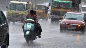 Godavari water enters Gandi Pochamma temple, entry for devotees restricted