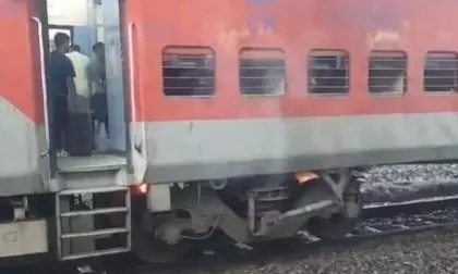 Fire In Gorakhpur-Bound Train Near Mumbai, Passengers Safe