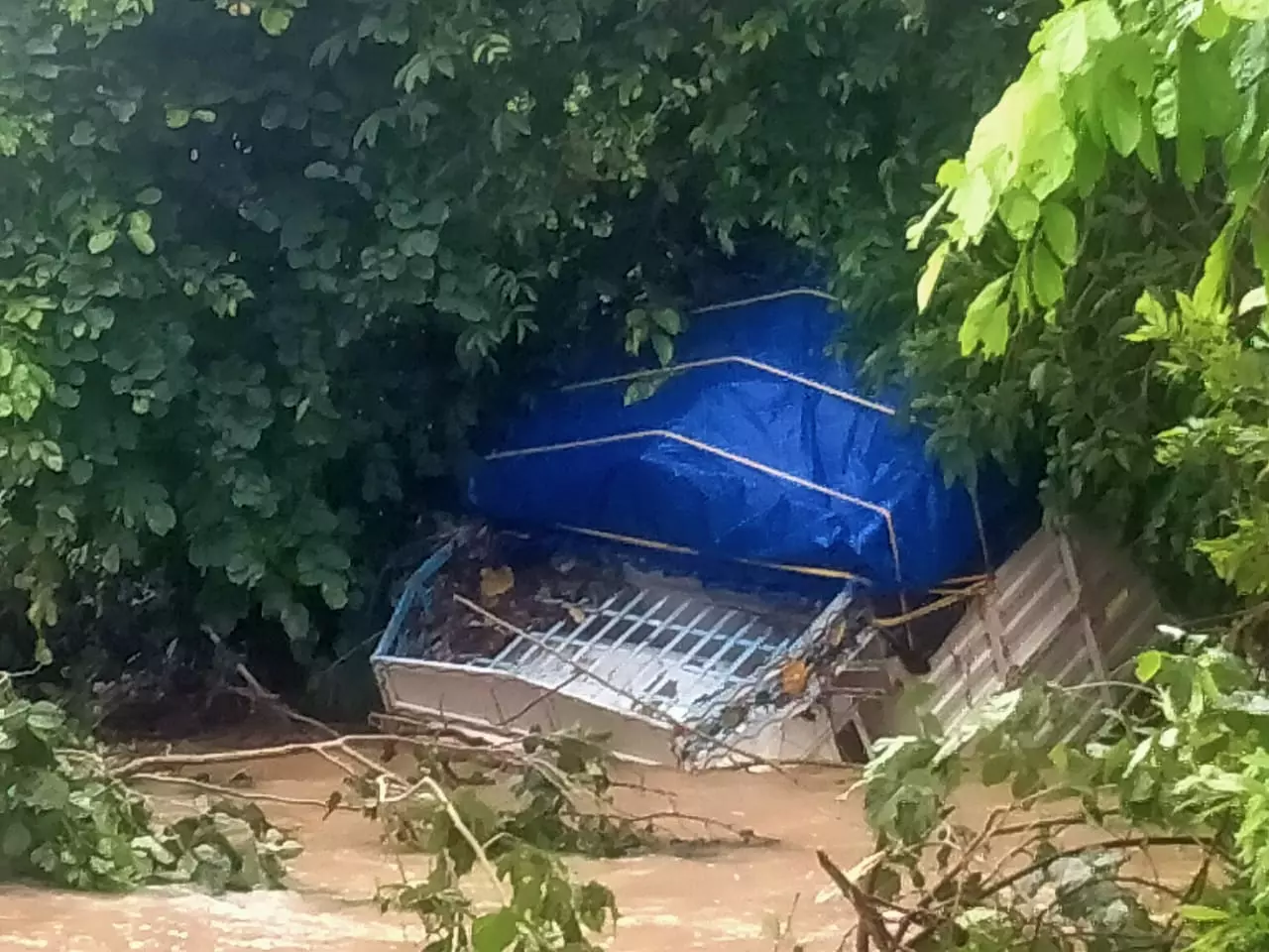 Telangana: Two Vehicles Swept Away in Floodwater at Bhupalpally