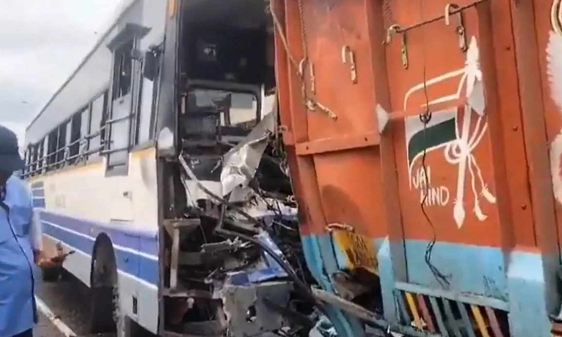 Ten Injured After APSRTC Bus Rams Into Lorry in Srikakulam