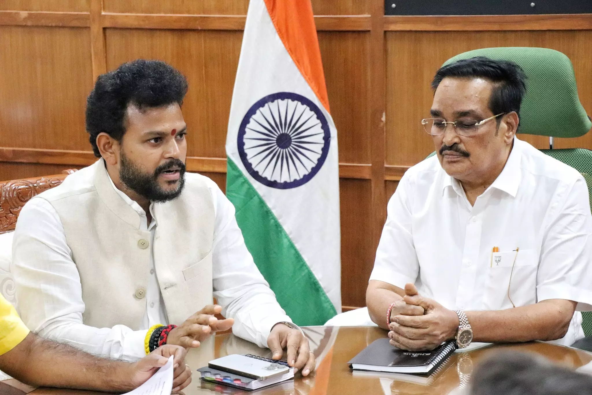 Ram Mohan Naidu meets jal shakti minister on Polavaram project