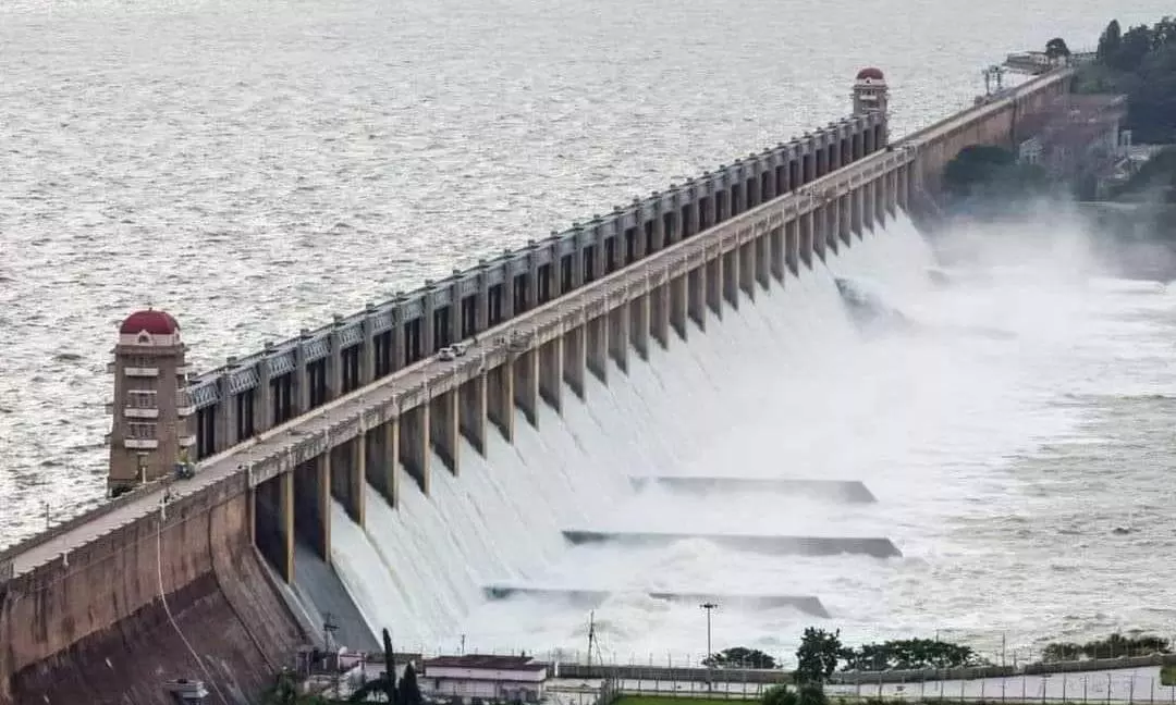 Tungabhadra Board Releases Water to Andhra Pradesh